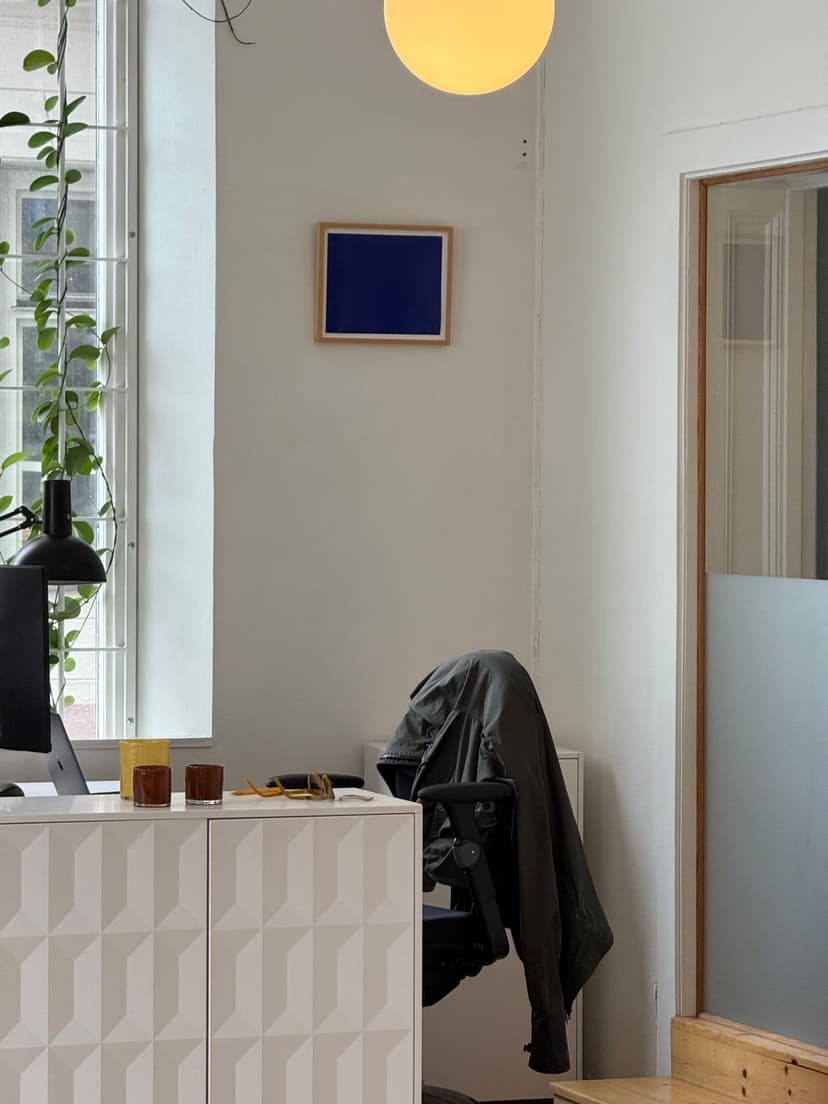 C-print av L'heure bleue